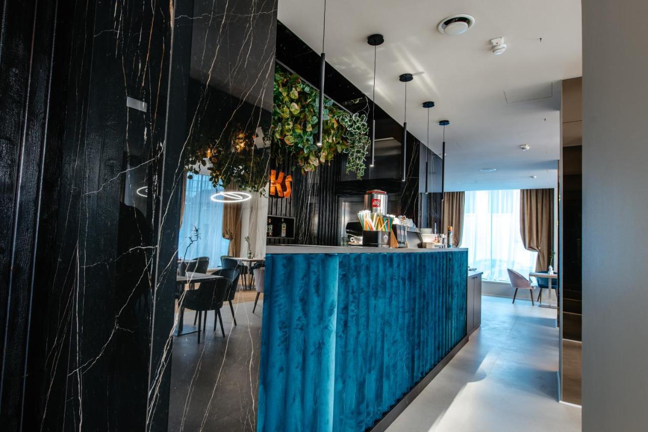 Hotel Clipa Drobeta Turnu Severin Exterior photo